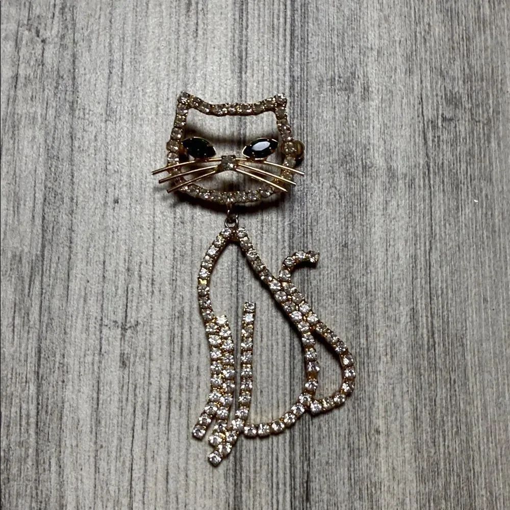 Rinestone kitty cat green eyes missing pin